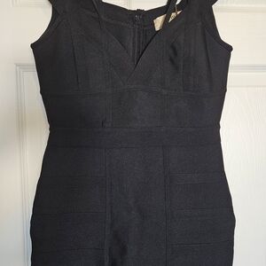 Women's Black Bodycon V-Neck Cocktail Dress